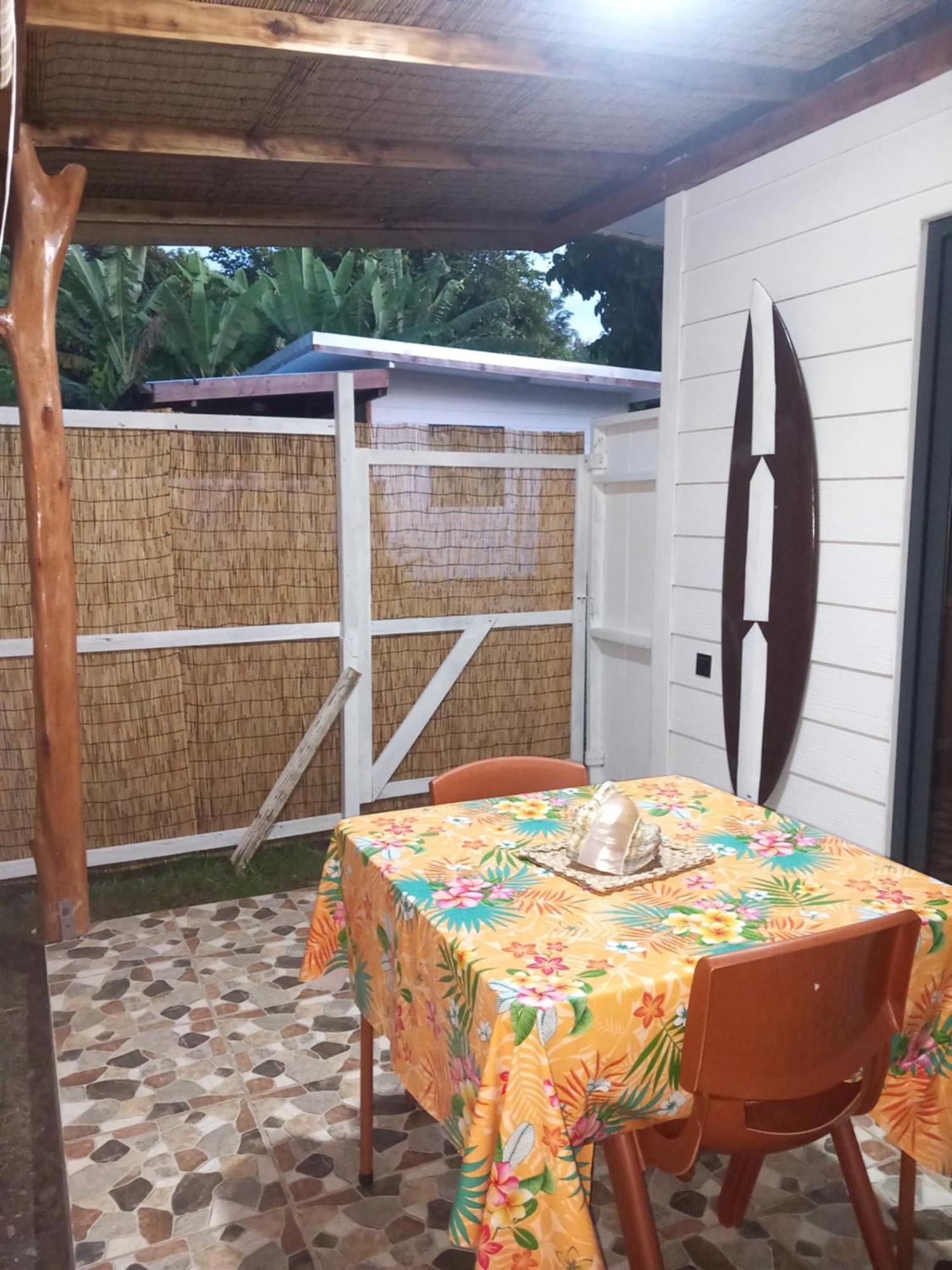 Terei-Here Bungalow Airport Avae Εξωτερικό φωτογραφία